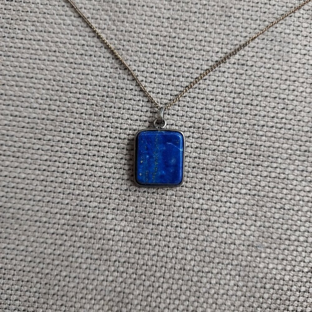 Vintage 1970s Polished Lapis Lazuli Pendant with Gold-tone Chain